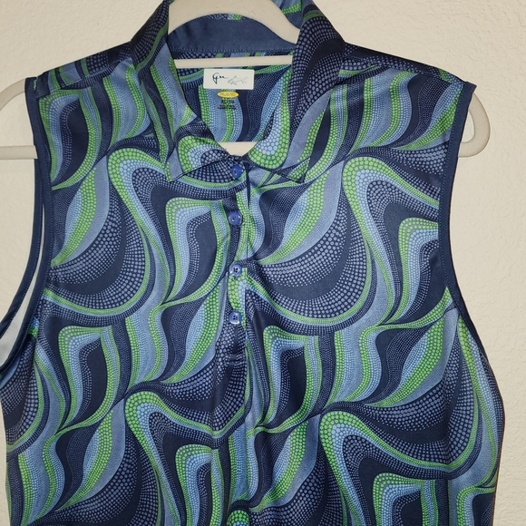 Greg Norman women's L skort and XL golf shirt MATCHING SET. Item 081224XX - Picture 7 of 12